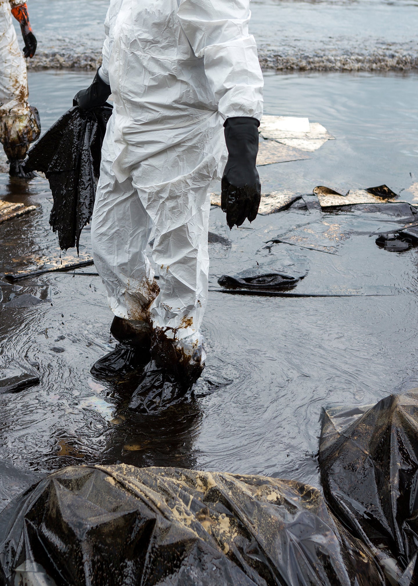 ENVIRONMENTAL SERVICES & SPILL RESPONSE