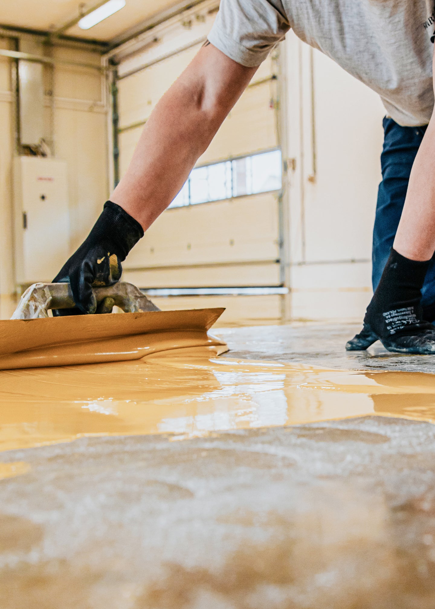 FLOORING